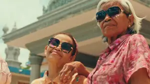 Задник до фильму"Улюблений онук" #734969