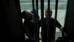 Задник до фильму"Вниз" #459411