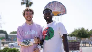 Задник до фильму"Білі люди не вміють стрибати" #333919