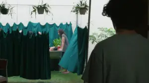 Задник до фильму"Semua Akan Baik-Baik Saja" #818146