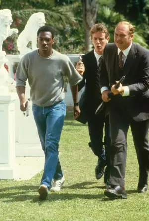 Постер до фильму"Поліцейський із Беверлі-Гіллз" #628014