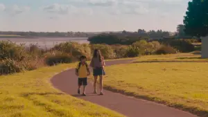 Задник до фильму"한국이 싫어서" #783557