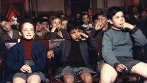 Задник до фильму"Новий кінотеатр «Парадізо»" #173898