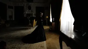 Задник до фильму"Спенсер: Таємниця принцеси Діани" #258407