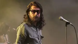 Задник до фильму"Cem Karaca