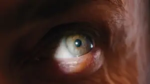 Задник до фильму"Примарна нитка" #671729