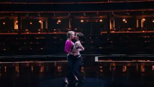 Задник до фильму"Шоуґьолз" #606754