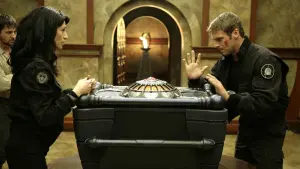 Задник до фильму"Зоряна брама: Ковчег істини" #239709