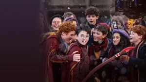 Задник до фильму"Finding Harry: The Craft Behind the Magic" #793997