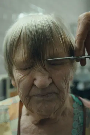 Постер до фильму"Дорогий прекрасний коханий" #737373