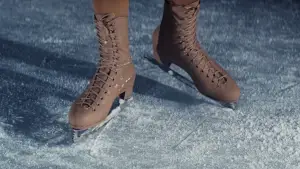 Задник до фильму"007: На секретній службі Її Величності" #653794