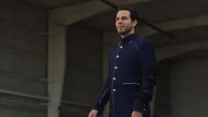 Задник до фильму"Таємне товариство другонароджених членів королівської сім’ї" #269208