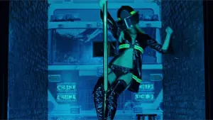 Задник до фильму"Широко крокуючи" #290596