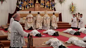 Задник до фильму"TRADITIO I: A Work of Faith" #915110