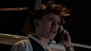 Задник до фильму"Collision Course" #775241