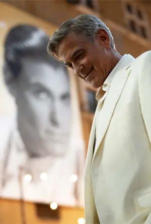 Постер до фильму"Джей Келлі" #550780