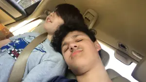 Задник до фильму"Doct. Julu" #775932