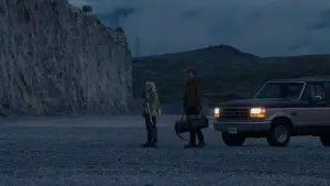 Задник до фильму"Бог – це куля" #322502