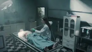 Задник до фильму"Асистент патологоанатома" #760994