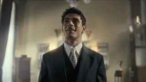 Задник до фильму"Лефтер: Професор футболу" #617336