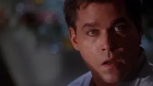 Задник до фильму"Турбулентність" #654085