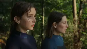 Відео до фільму The Other Side of Summer | Na druh&eacute; straně l&eacute;ta / The Other Side of Summer (Vojtěch Strakat&yacute;, 2025) HD TEASER