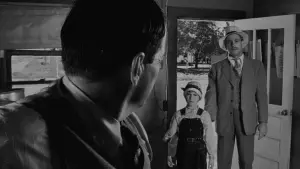 Задник до фильму"Паперовий місяць" #753083