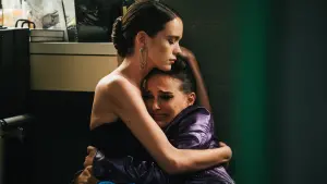 Задник до фильму"Вокс Люкс" #424540