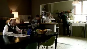 Задник до фильму"Сексуальні хроніки французької сім