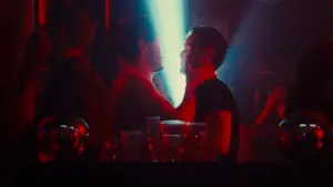 Задник до фильму"Ми всі незнайомці" #664537