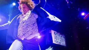 Задник до фильму"Eric André Live Near Broadway" #787724