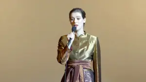 Задник до фильму"Сувенір: Частина 2" #417181