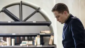 Задник до фильму"В очікуванні варварів" #310784