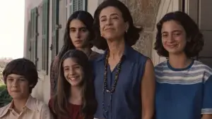 Задник до фильму"Я досі тут" #572632