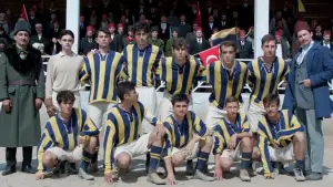 Задник до фильму"Zaferin Rengi" #757151