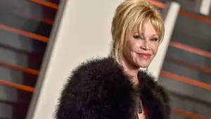 Задник до фильму"Melanie Griffith - Die Frau, die Hollywood überlebte" #792948
