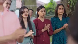 Задник до фильму"Andai Ibu Tidak Menikah Dengan Ayah" #787471