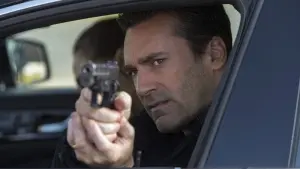 Задник до фильму"Встигнути за Джонсами" #385122