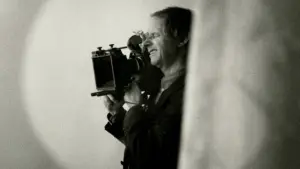 Задник до фильму"Versus: The Life and Films of Ken Loach" #927920