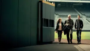 Задник до фильму"Кручений м