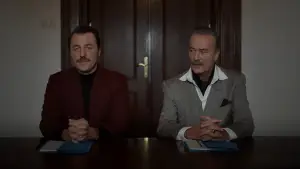 Задник до фильму"Parçalı Yıllar" #776374