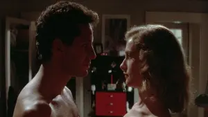 Задник до фильму"Вікно спальні" #437933