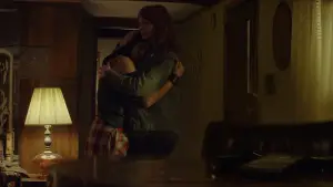 Задник до фильму"Незнайомці: Жорстокі ігри" #714632