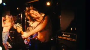 Задник до фильму"Історія Red Hot Chili Peppers: Наш брат Гіллел" #779077