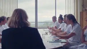 Задник до фильму"Pendant ce temps sur Terre" #805803