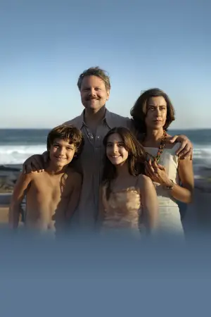 Постер до фильму"Я досі тут" #572730