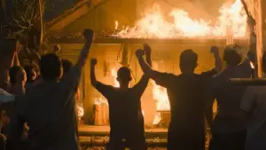 Задник до фильму"Suzzanna: Santet Dosa di Atas Dosa" #764543