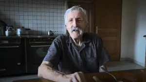 Задник до фильму"La Ferme des Bertrand" #755616