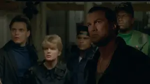 Задник до фильму"В облозі" #718008