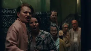 Задник до фильму"Марті Супрім. Геній комбінацій" #508382